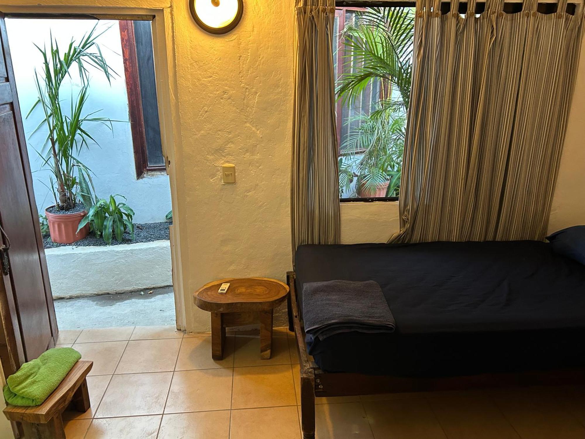 Pura Vida Hostel Tamarindo Exterior foto